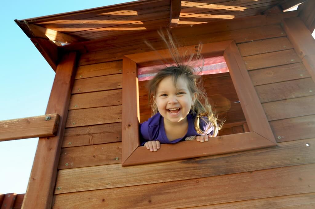 How to Create an Awesome Playhouse