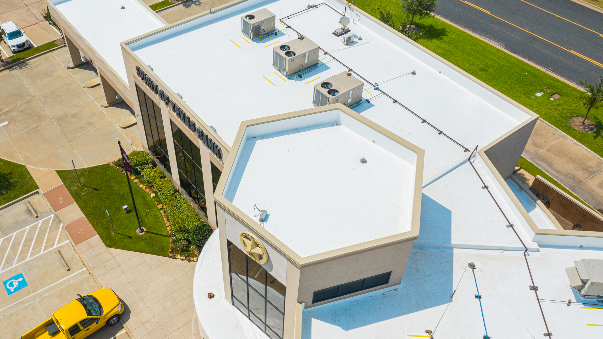 Schulte Roofing Case Study Simmons Bank